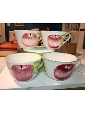 Vintage Set of 4 Hand-Painted Apple Mugs Los Angeles Pottery Laurie Gates Design